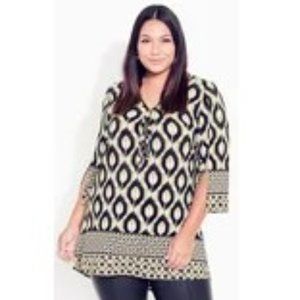 NWT AVENUE Luella Border Top - Stone Size 22/24 (Pictured the color coral)